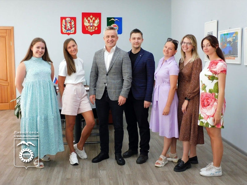 Глава города Сергей Егоров встретился с ребятами II созыва Молодежного Совета при главе города.