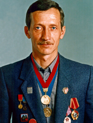 Каратаев Владимир Александрович.